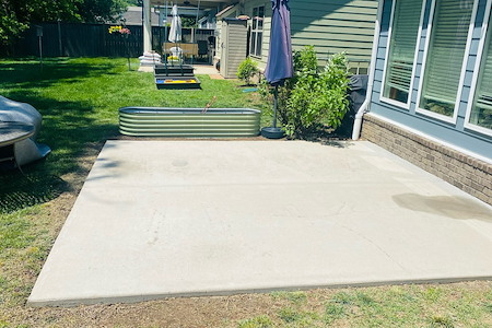 Driveway Washing Mistakes Hendersonville Homeowners Should Avoid 